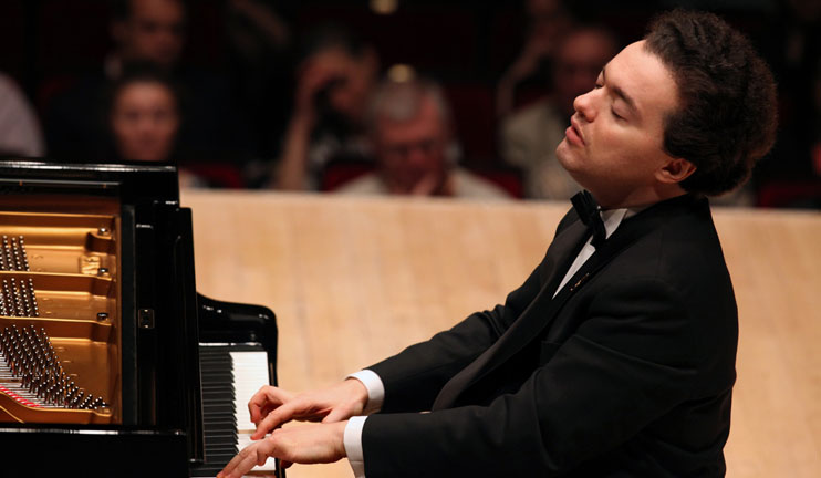 The concert of the virtuoso pianist Evgeniy Kissin will be dedicated to the commemoration of the 100th anniversary of the Armenian Genocide