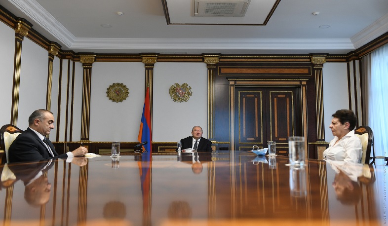 Արմեն Սարգսյանը Անահիտ Բախշյանի հետ զրուցել է Լանզարոտի կոնվենցիայի շուրջ իր մտահոգությունների մասին