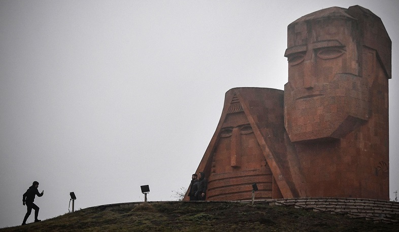 Turkish-Azerbaijani war in Artsakh led to a humanitarian disaster, Vice