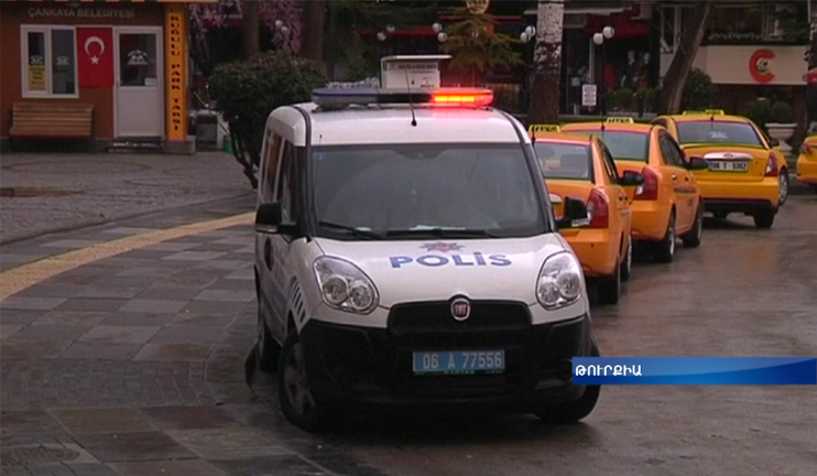 Galatasaray-Fenerbahce derby in Istanbul was cancelled because of a bomb threat