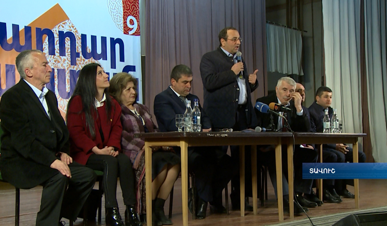 While campaigning in Tavoush the Dashnaks talk about having a fair Armenia