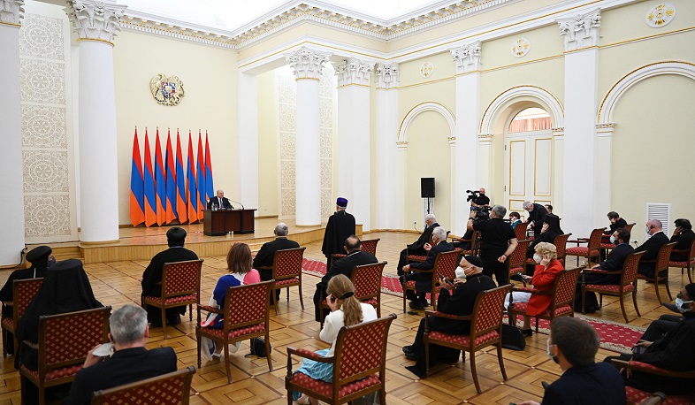 Armen Sarkissian hosted participants of International Religious Freedom and Peace conference