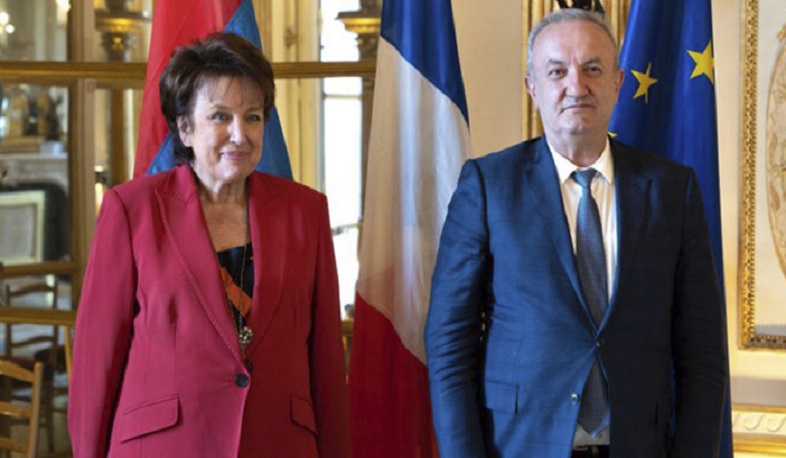 Vahram Dumanyan and Roselyne Bachelot referred to cooperation in protecting cultural heritage of Artsakh