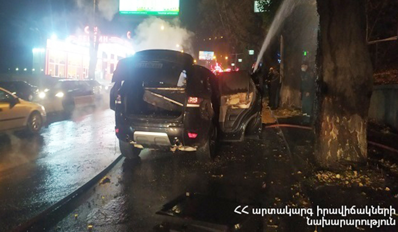 Մյասնիկյան պողոտայում այրվել է ավտոմեքենա. տուժածներ չկան