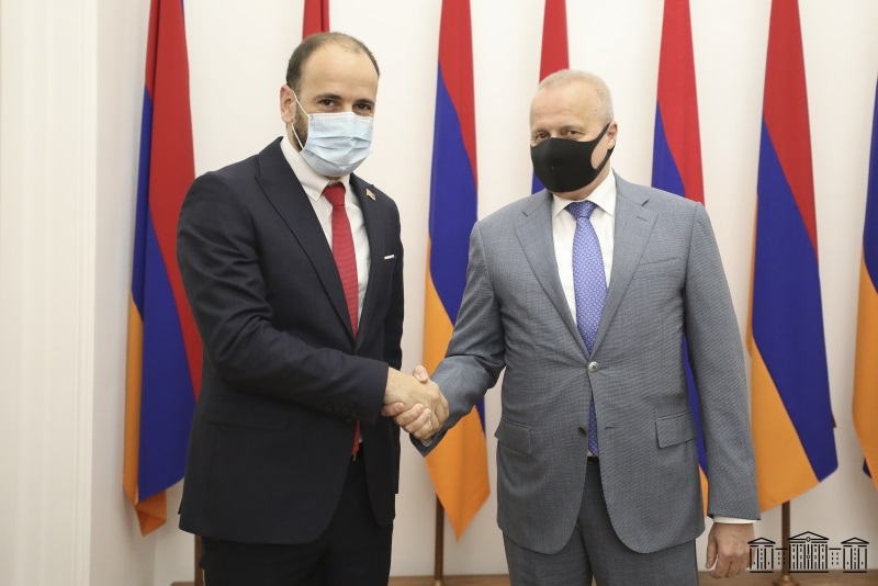 Sisak Gabrielyan meets with RF Ambassador Sergey Kopyrkin