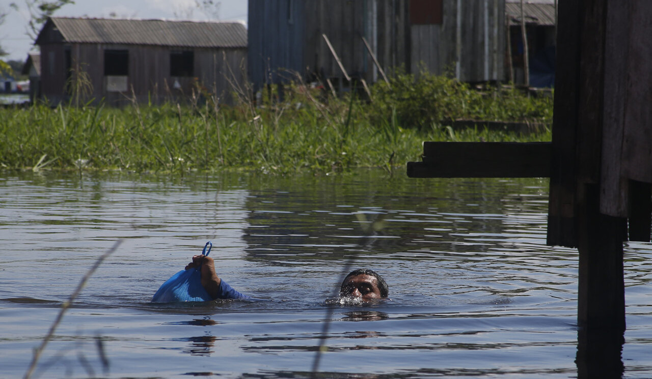 People in Brazil’s Amazon rainforest again reel from floods