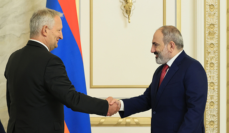 Issue of Nagorno-Karabakh status remains unresolved and it should be settled within framework of internationally recognized format: Nikol Pashinyan
