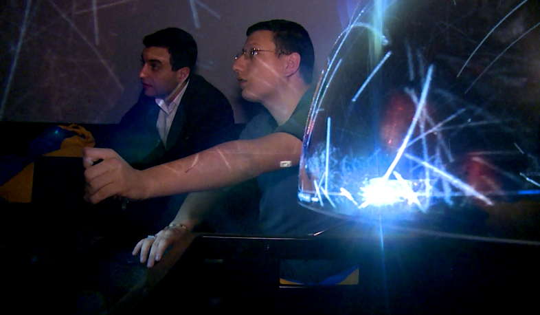 Film in 360° film theater