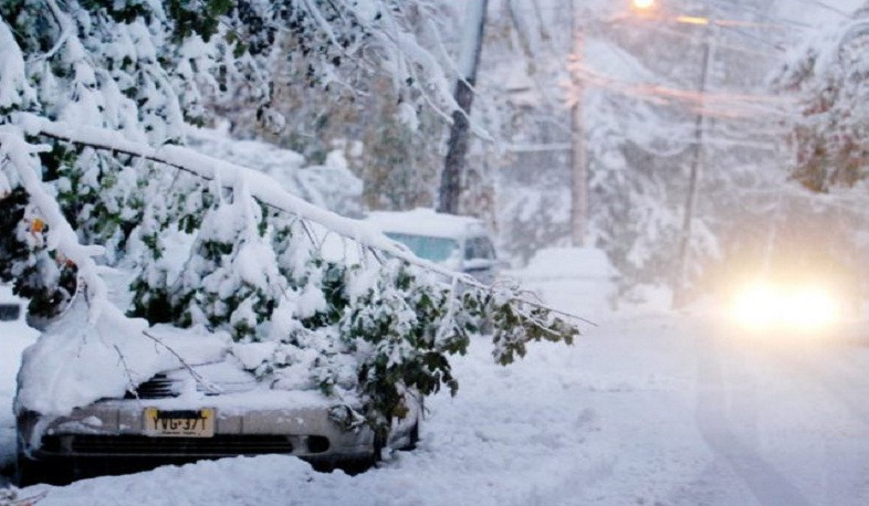 Սյունիքի մարզի Մեղրու սար կոչվող հատվածում տեղում է ձյուն