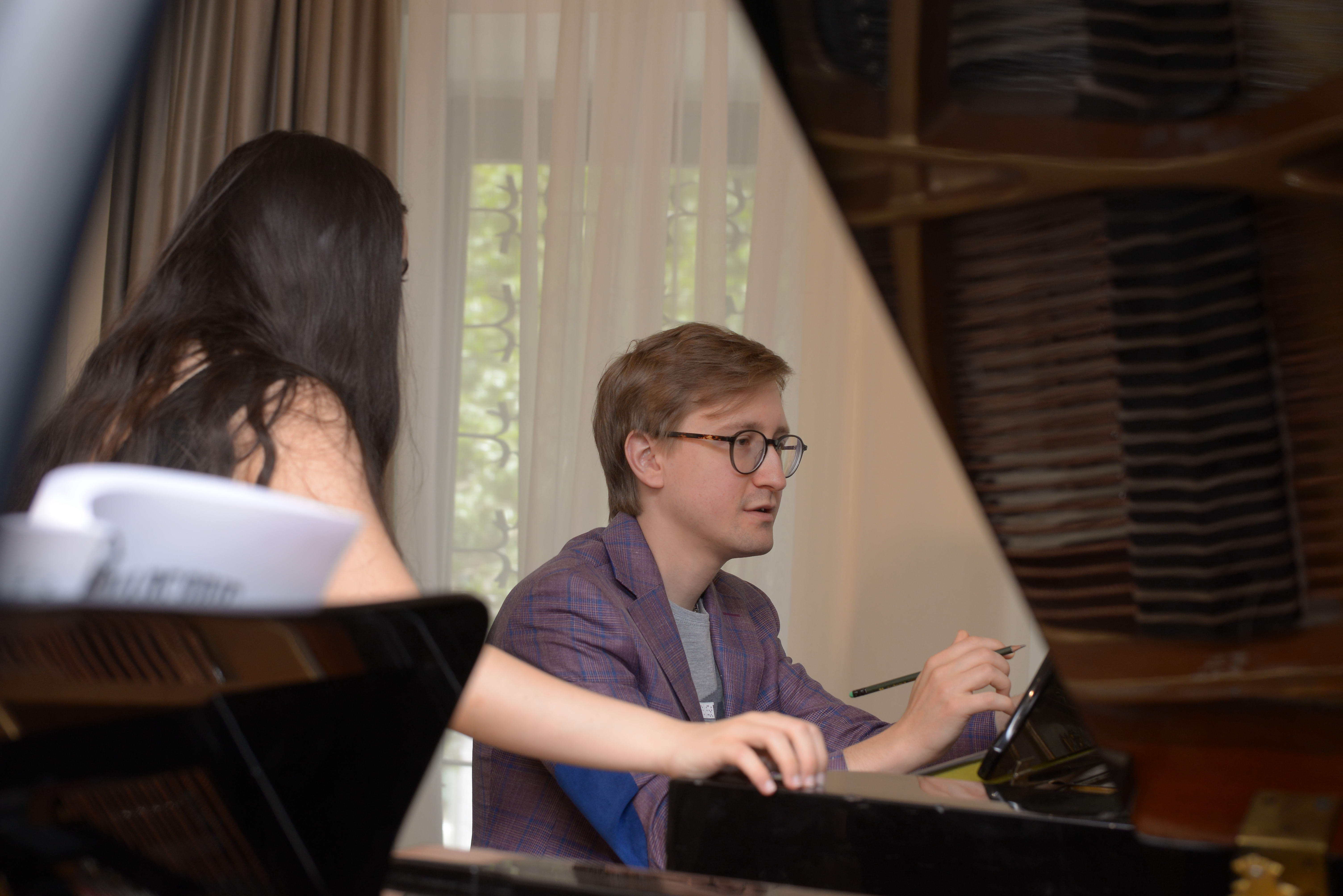 Անվանի դաշնակահար Դմիտրի Մասլեևը վարպետության դասեր կանցկացնի Երևանում և Սյունիքում