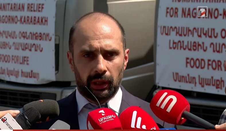 Ալյուր, ձեթ, մանկական սնունդ. նախատեսվում է հումանիտար օգնությունը ՌԴ խաղաղապահների միջոցով փոխանցել ԼՂ բնակիչներին