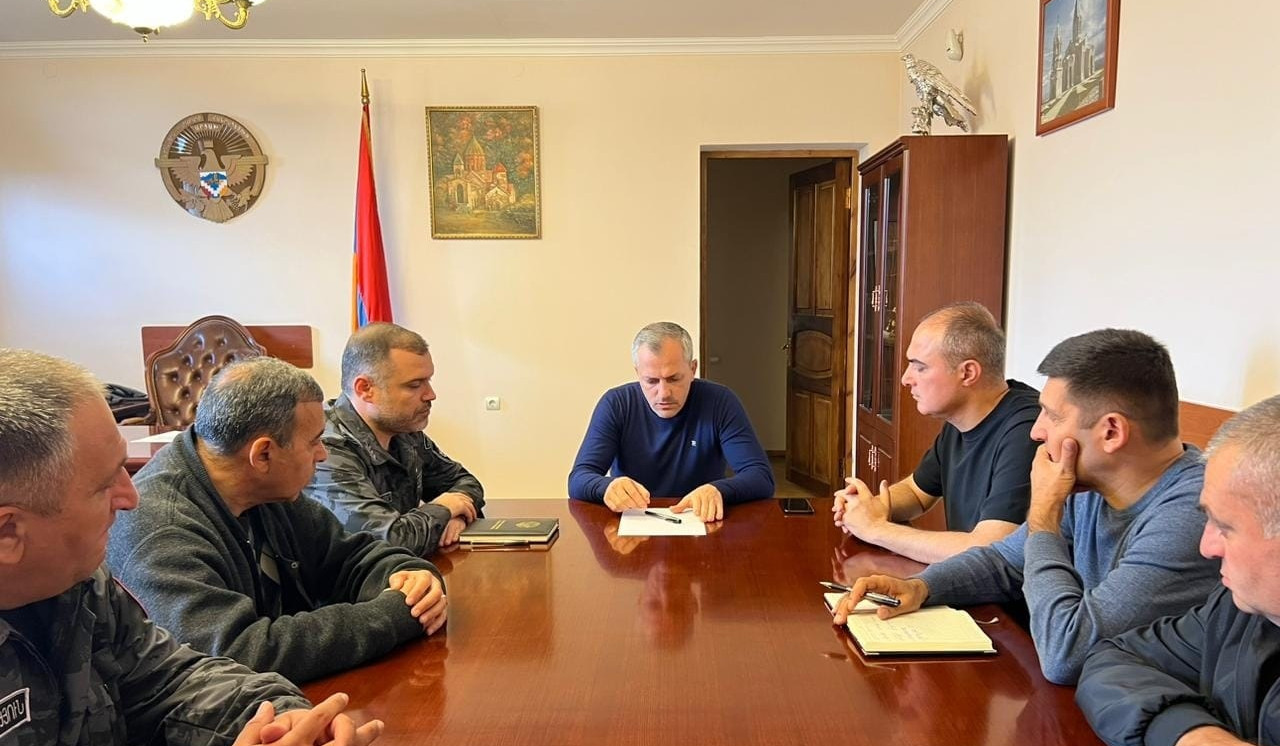 Խուճապի չմատնվել և չշտապել` ԼՂ-ն Հայաստանին կապող միջանցքը չծանրաբեռնելու համար. ԼՂ ՆԳՆ ԱԻՊԾ-ի կոչը