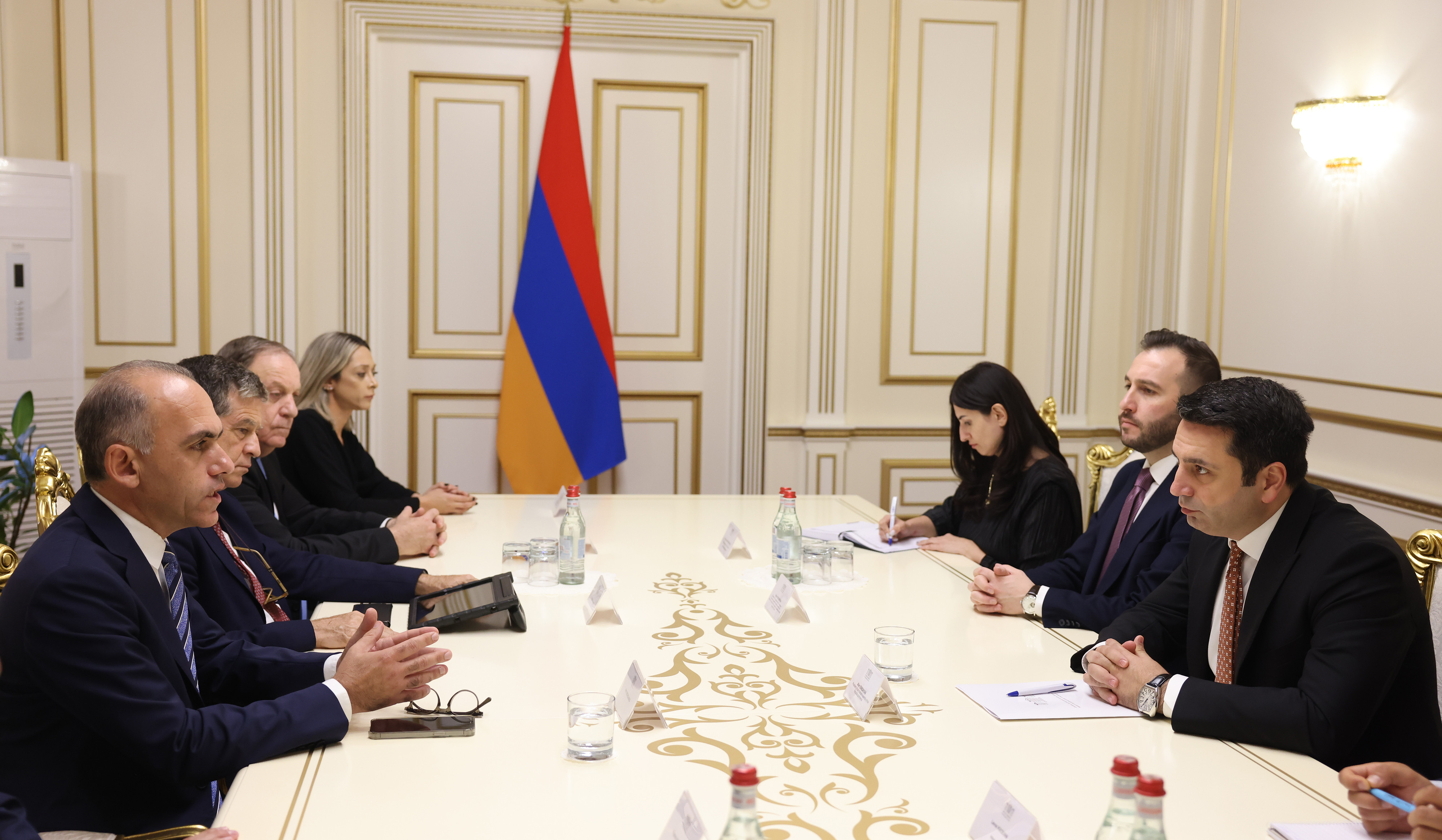 Մեր երկրները միևնույն մարտահրավերներն ունեն. կիպրոսցի խորհրդարանականը՝ Ալեն Սիմոնյանին