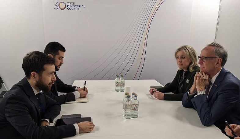 Meeting of Deputy Foreign Minister of Armenia Vahan Kostanyan with Parliamentary Secretary to Minister of Foreign Affairs of Canada Robert Oliphant