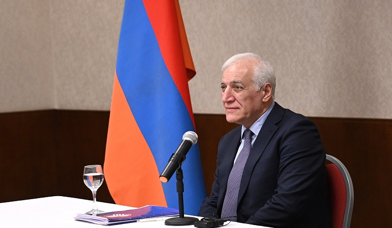 Նախագահն արգենտինահայ համայնքի անդամներին է ներկայացրել ԼՂ-ից բռնի տեղահանվածների խնդիրների լուծման ուղղությամբ ՀՀ իշխանությունների քայլերը