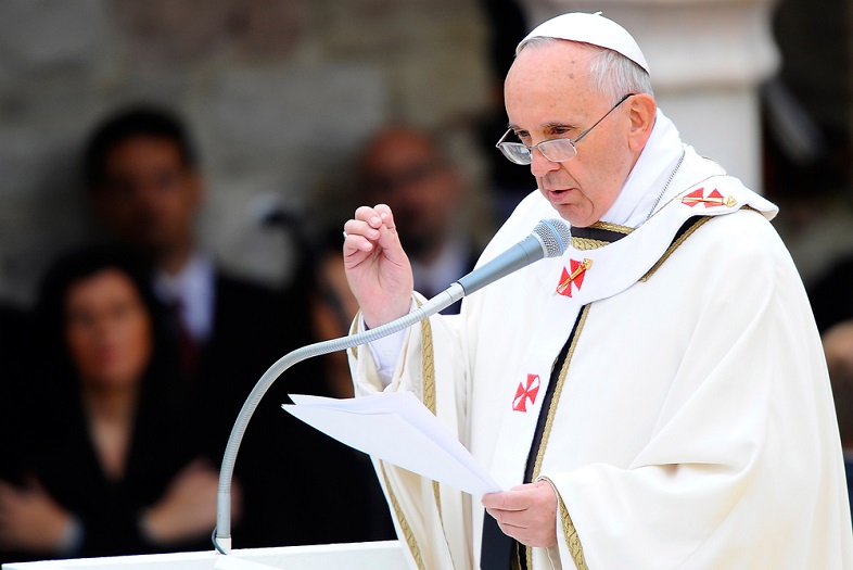 May Armenia and Azerbaijan draw closer to a definitive peace: Pope