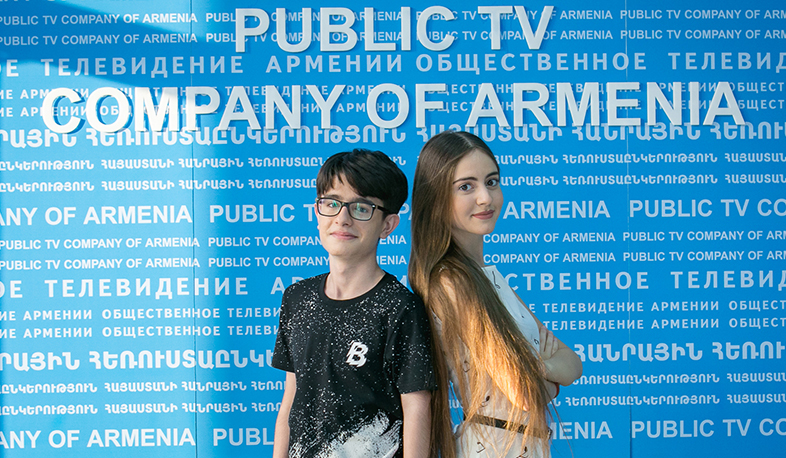 Les animateurs du projet Destination Eurovision Junior