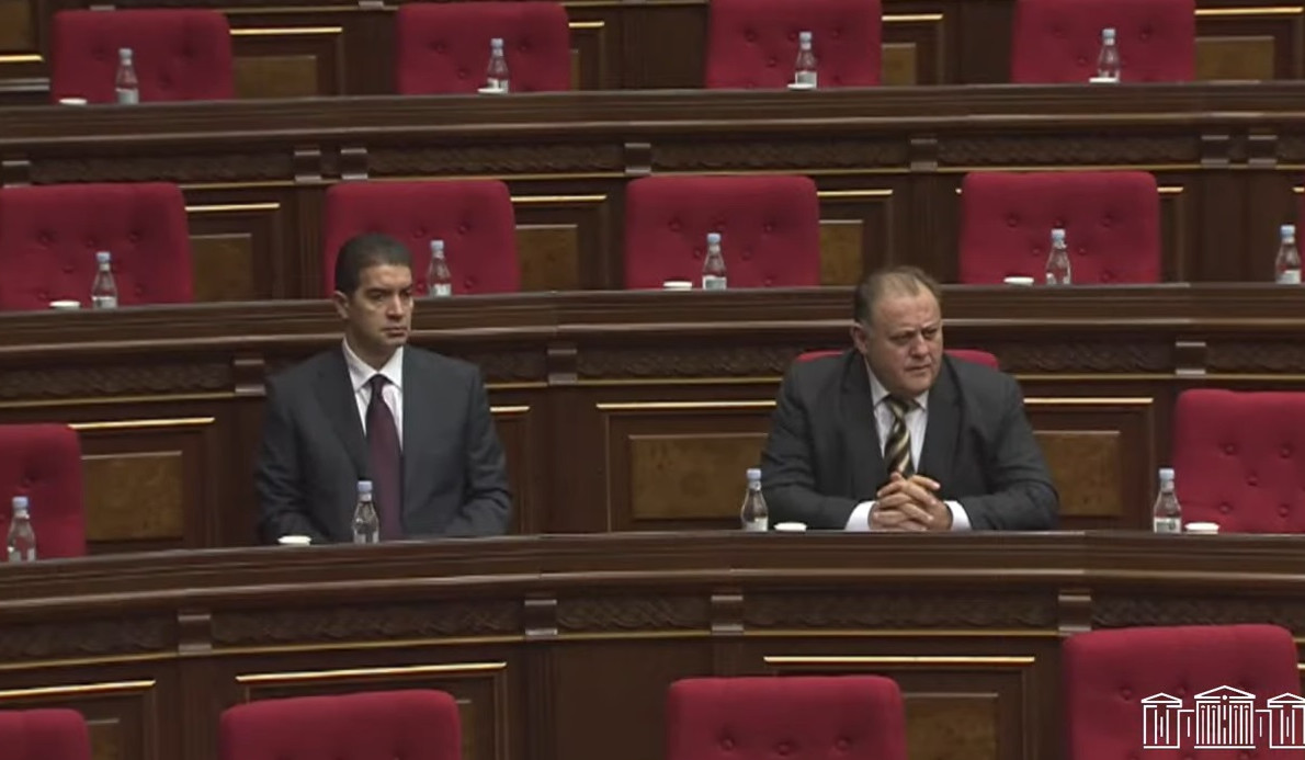 Խորհրդարանը շարունակում է քննարկել Վճռաբեկ դատարանի դատավորի թափուր տեղի համար առաջադրված թեկնածուների ընտրության հարցը