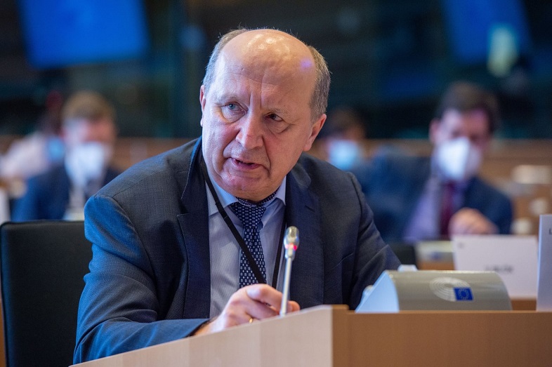 We want to see Armenia as a part of the European family, which will fully enjoy the advantages of integration: Andrius Kubilius