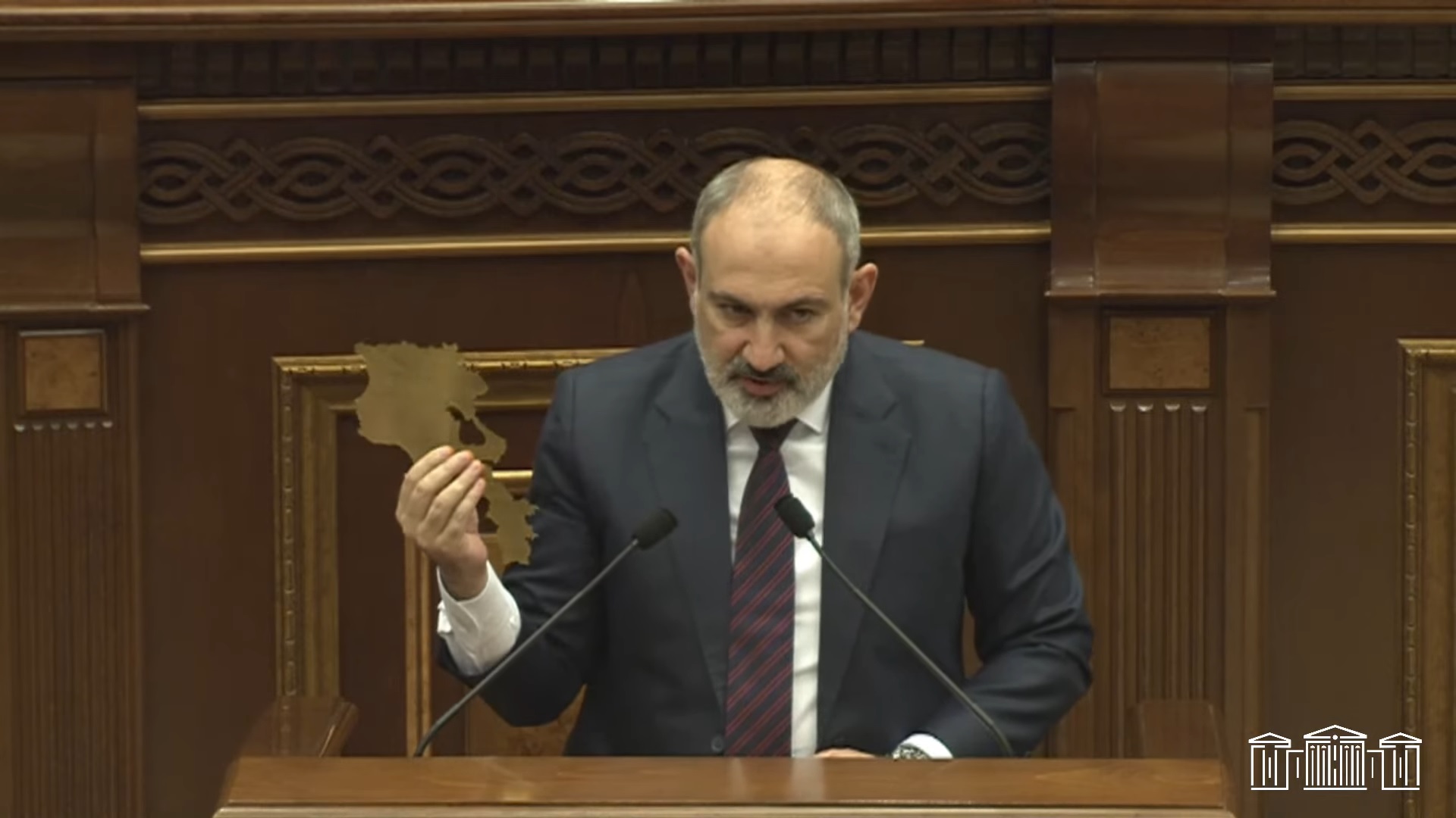 Government is not going to cede any part of sovereign territory of Armenia to anyone: Pashinyan