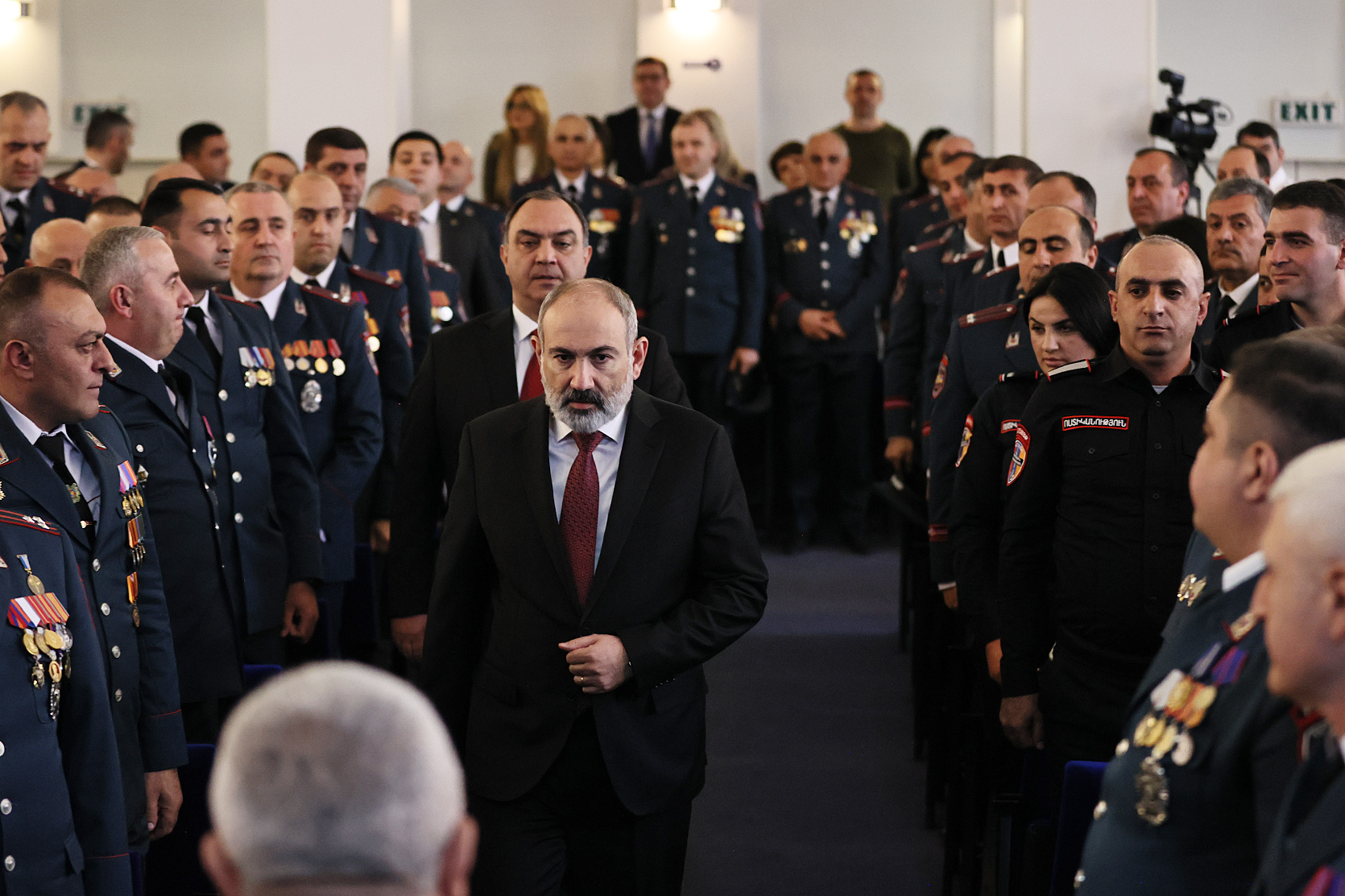 Ցանկանում ենք ՀՀ-ում կայացնել ինստիտուտներ և դրանց հիմքում դնել զարգացման շարունակական մեխանիզմներ. վարչապետը մասնակցել է Ոստիկանության օրվան նվիրված միջոցառմանը