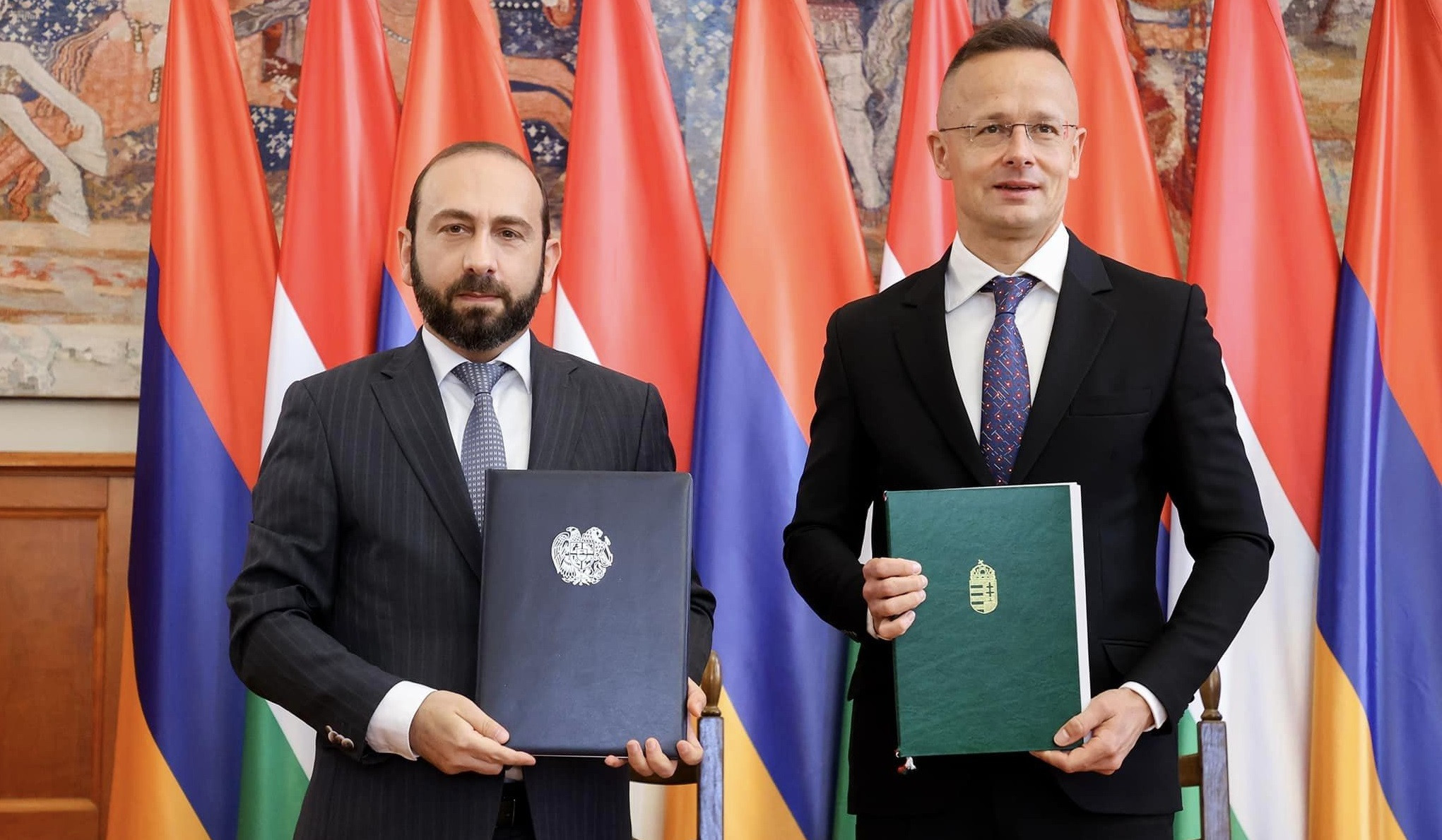 Agreement between Government of Armenia and Government of Hungary on economic cooperation signed by Mirzoyan and Szijjártó