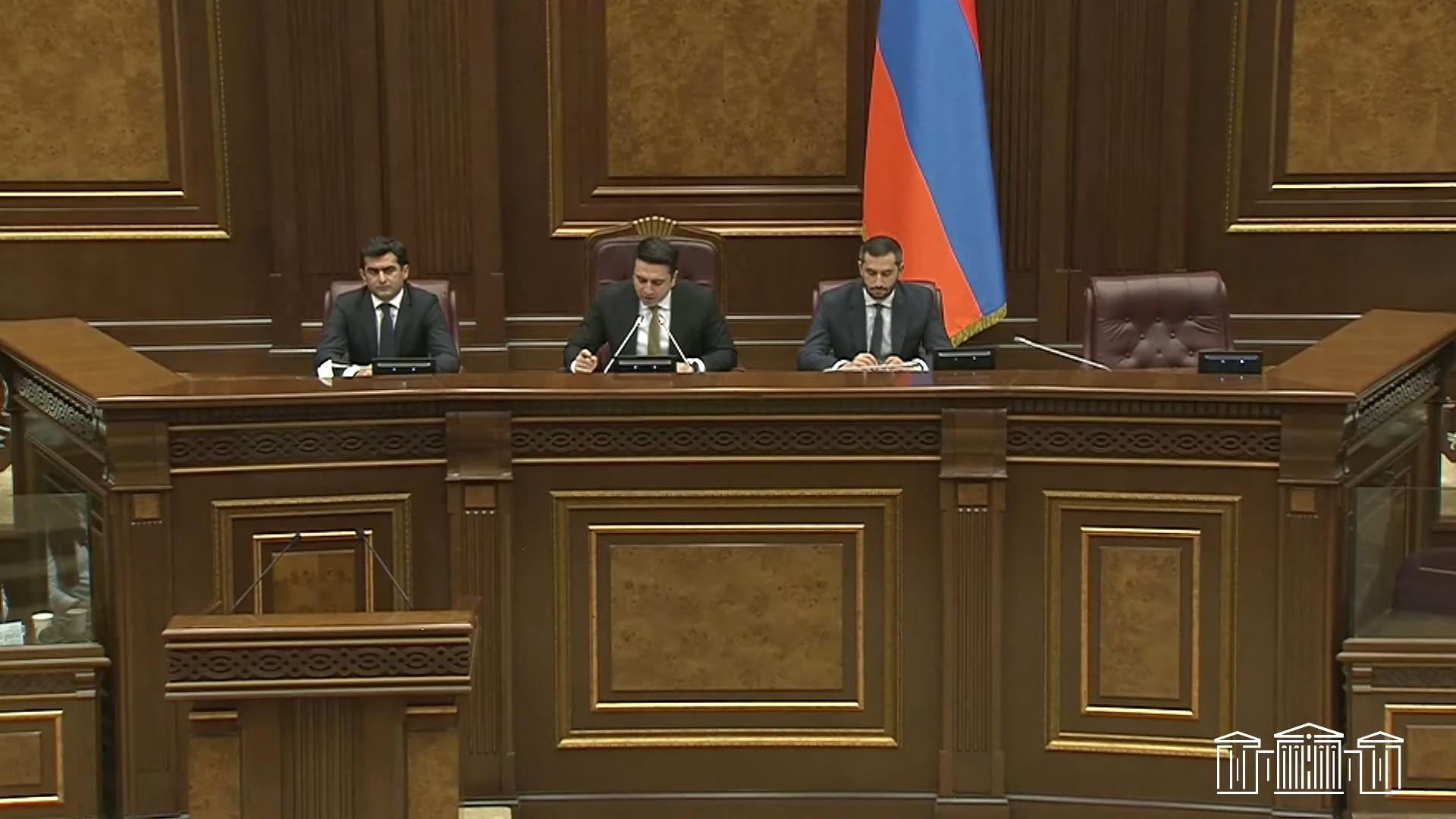 ԱԺ-ն ընդունեց մի շարք նախագծեր, այդ թվում՝ 5 մլն դրամի խաղային շահումի համար եկամտահարկ սահմանելու հարցը