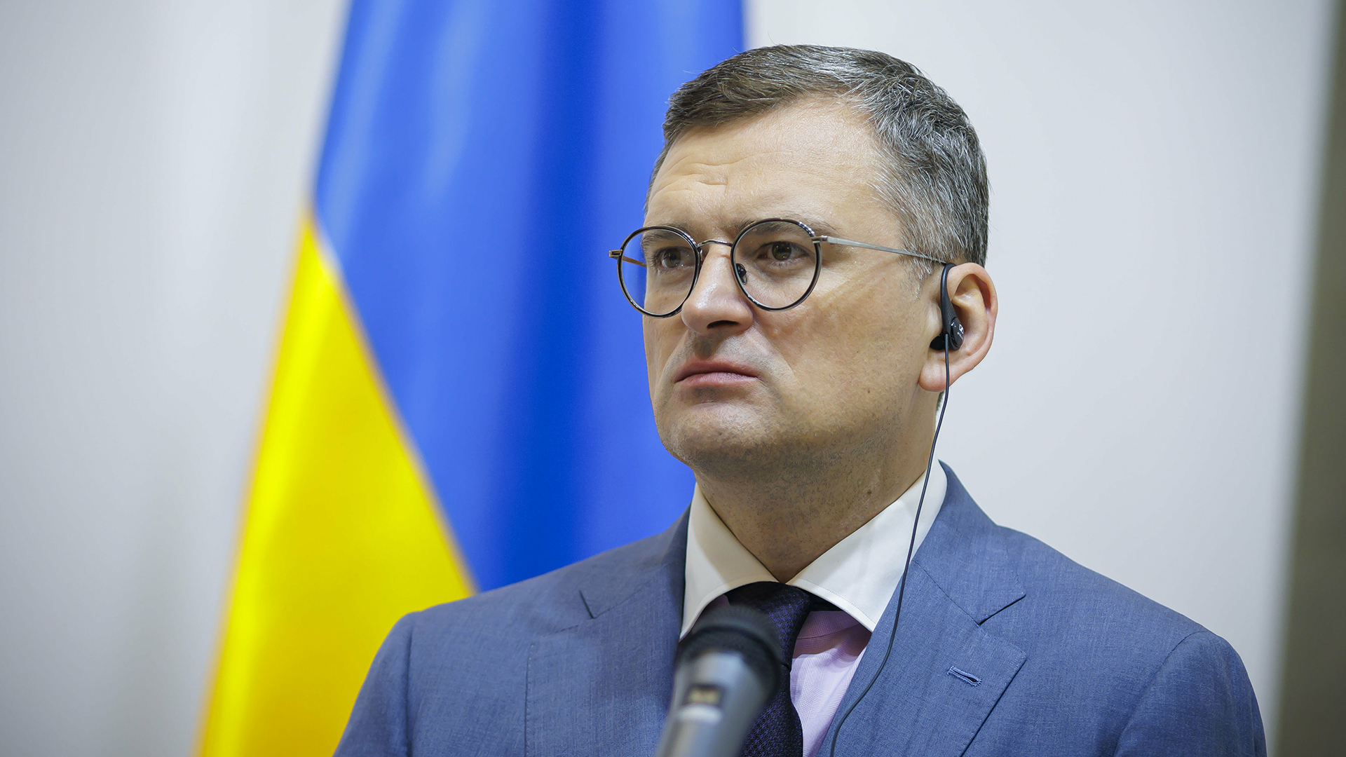 Ukraine's foreign minister arrives in China to talk peace
