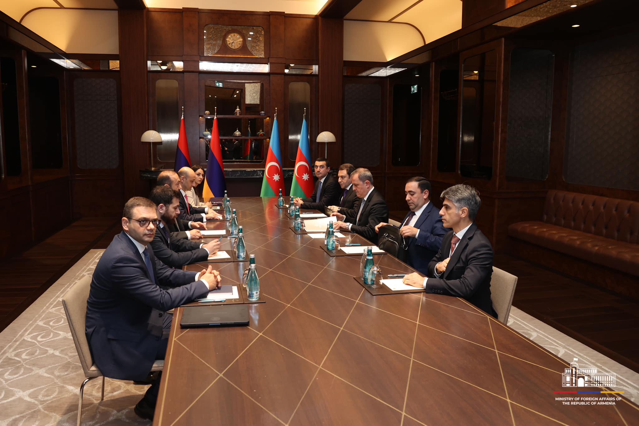 Meeting of Foreign Ministers of Armenia and Azerbaijan commenced in Istanbul