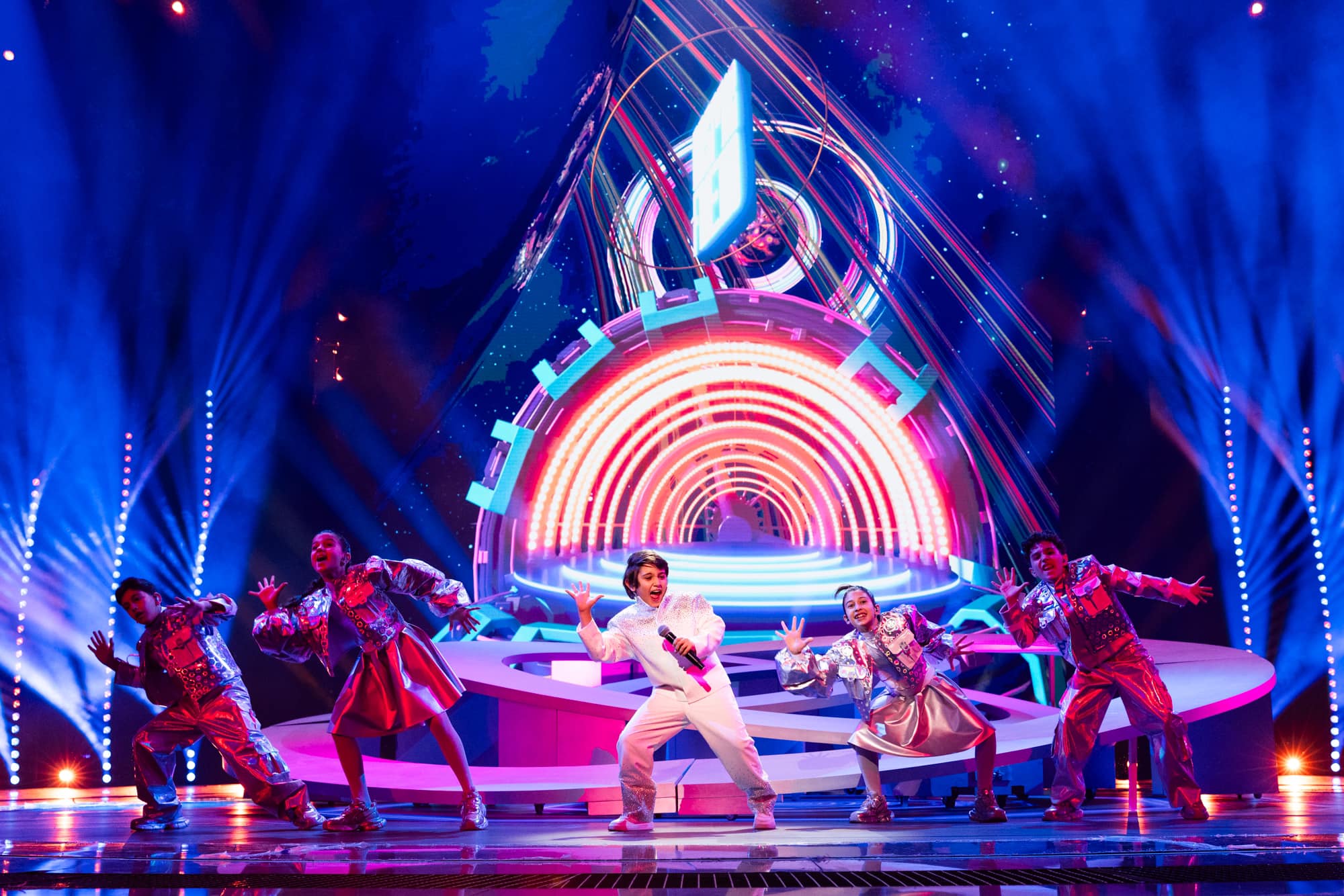 Cosmic friend-ը՝ եվրատեսիլյան մեծ բեմում. տեղի է ունեցել Լեոյի առաջին բեմական փորձը