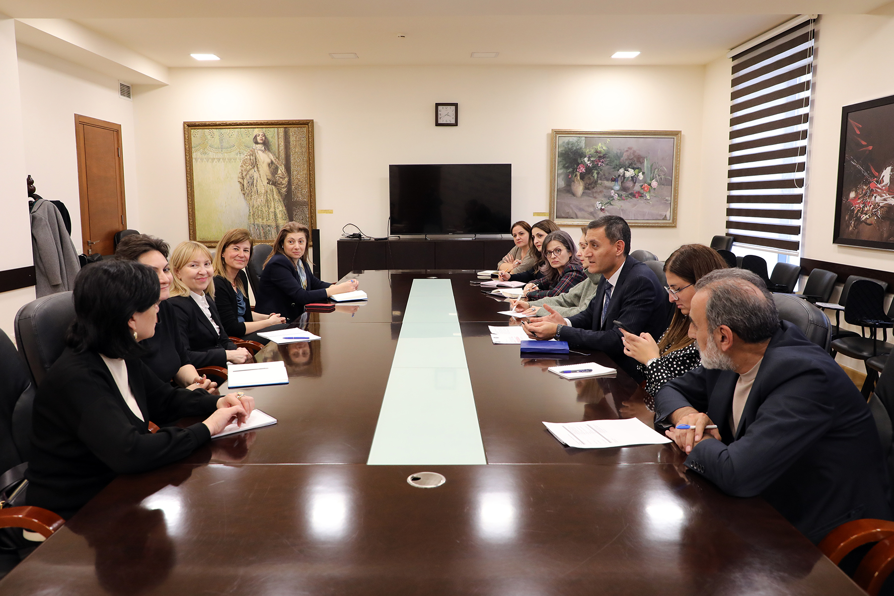 ՅՈՒՆԻՍԵՖ-ի ներկայացուցիչների հետ քննարկվել են երիտասարդական և վաղ մանկության զարգացման ծրագրերի առաջնահերթությունները