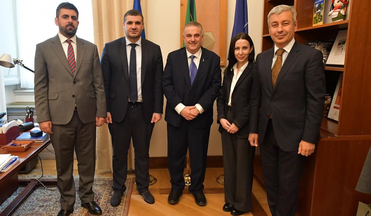 Ալեսանդրո Ջիլիո Վինյային ներկայացրինք խաղաղության համաձայնագրին առնչվող վերջին զարգացումները. Արման Եղոյան