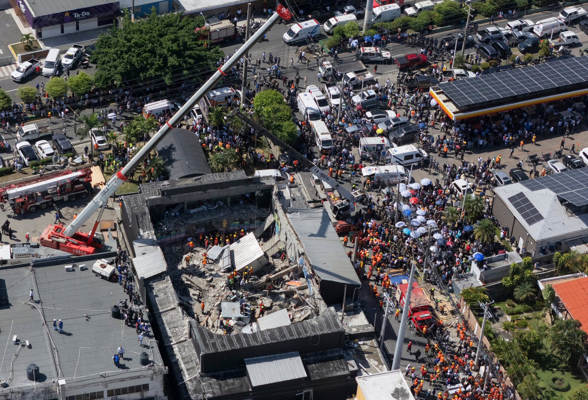 Dominican Republic nightclub collapse kills at least 98