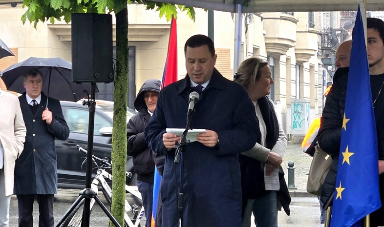 Ambassador Balayan stressed need to build future based on lessons of past