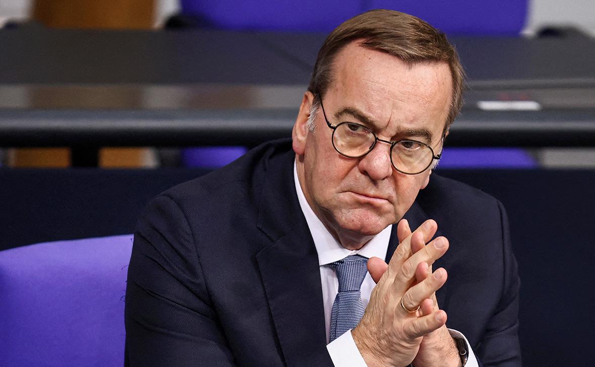 Russia should be deprived of oil and gas revenues: Pistorius