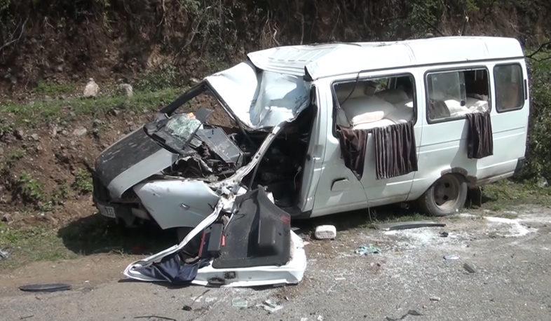 Man injured in rockfall