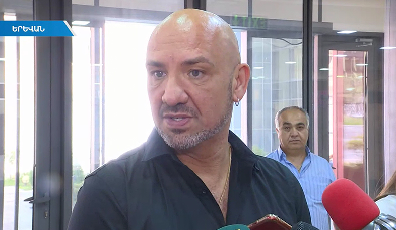 Gypsy Kings Family guitarist visits Hematology Center