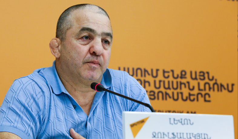 Levon Julfalakyan resigns from wrestling team