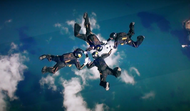 Face aux jeux militaires de la Chine