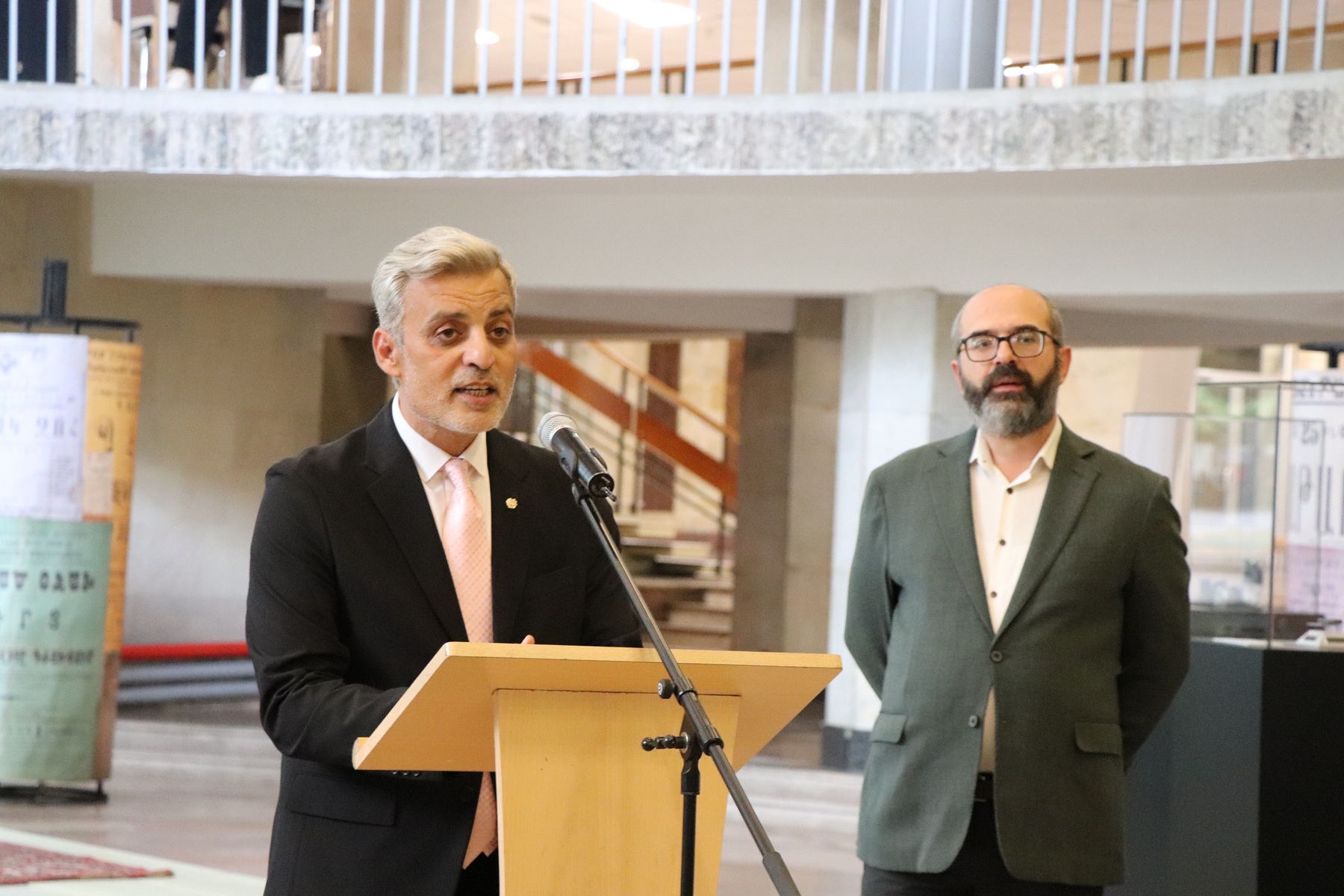 Բացվել է «Գաբրիել Սունդուկյան 200» ցուցադրությունը և ազդարարվել Մայր թատրոնի նոր խաղաշրջանի մեկնարկը