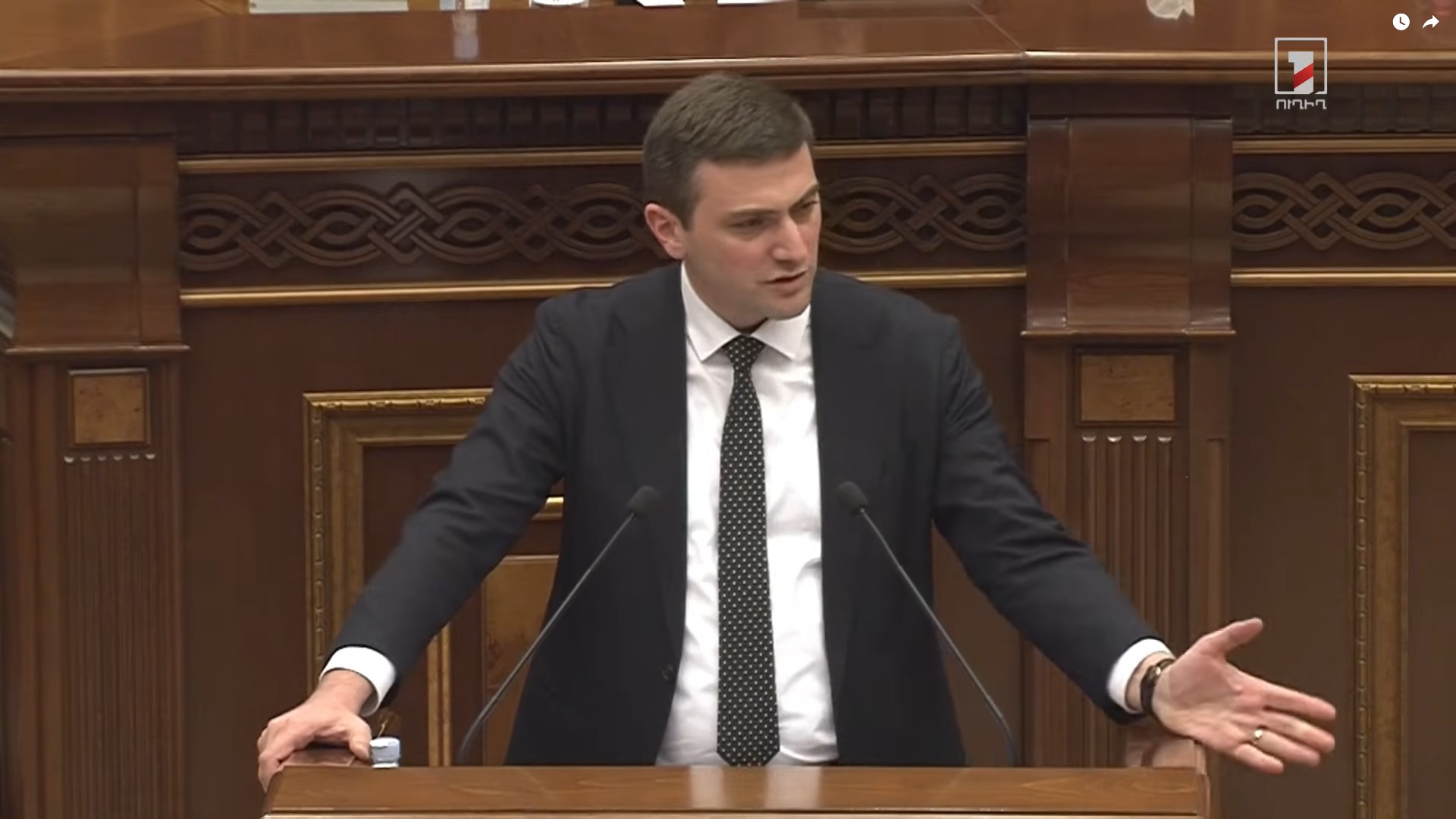 Նախատեսվում է պետտուրքից և չվճարված տույժերից ազատել մեկ մարդատար-տաքսի ավտոմոբիլով ուղևորափոխադրում իրականացնողներին. նախագիծը ԱԺ-ում է