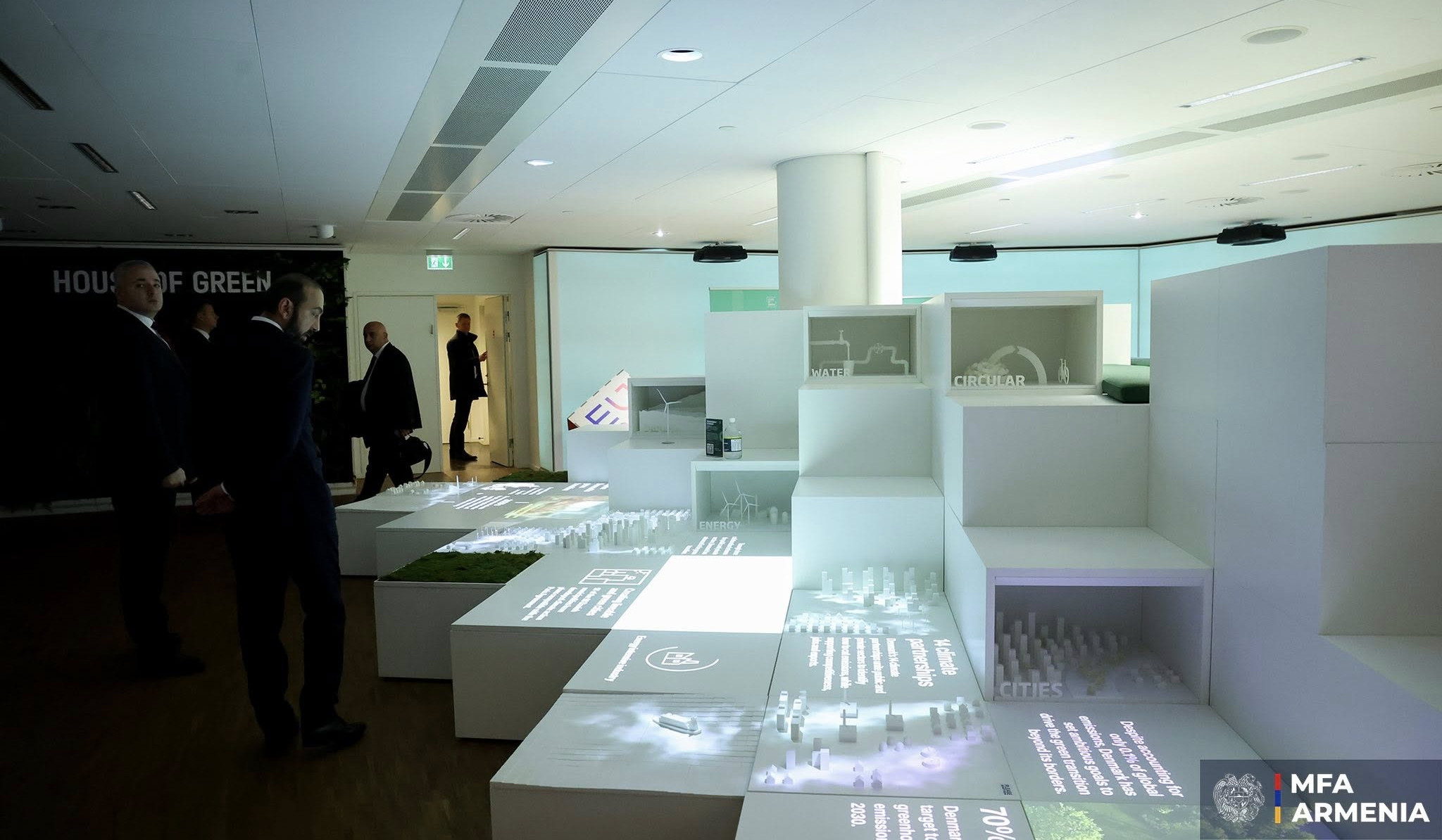 Ararat Mirzoyan got acquainted with Denmark's experience in developing a green economy in Copenhagen