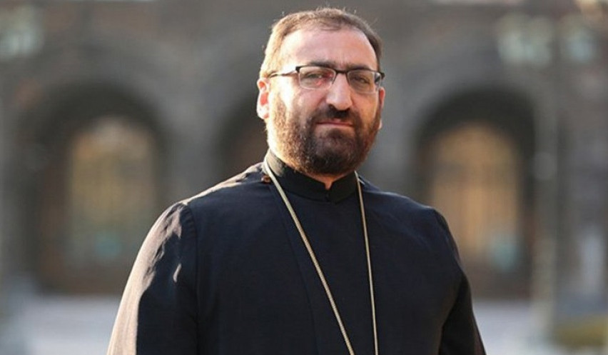 Արշակ արքեպիսկոպոս Խաչատրյանը երկու ամսով կալանավորվել է