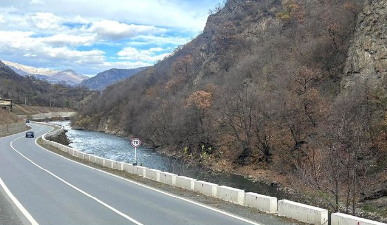 Երթևեկել բացառապես ձմեռային անվադողերով. ինչ իրավիճակ է հանրապետության ճանապարհներին և Լարսում