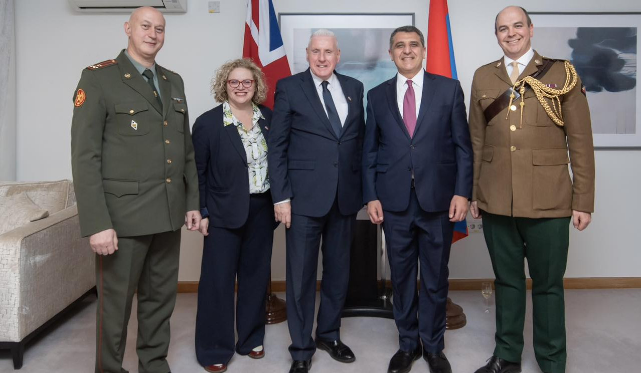 Լորդ Վերնոն Քոքերը պաշտոնապես բացել է Հայաստանում Միացյալ Թագավորության առաջին մշտական Պաշտպանության բաժինը