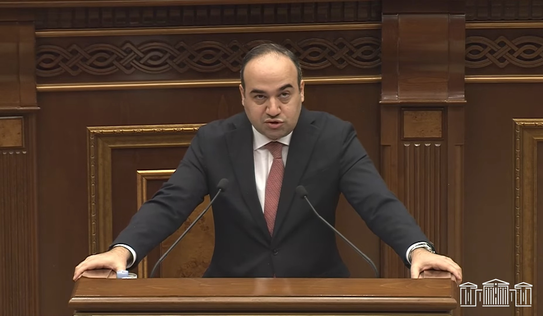 ԼՂ-ից բռնի տեղահանվածների բնակարանային աջակցության ծրագրի ֆինանսավորման համար վարկային միջոցներ կներգրավվեն. նախագիծ