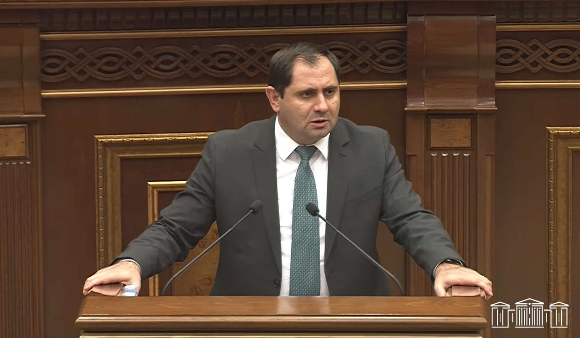 Ոչ միայն դատապարտելի է, այլև ամոթ է ուսադիր կրող մարդու համար. Պապիկյանը՝ սահմանային ապատեղեկության մասին