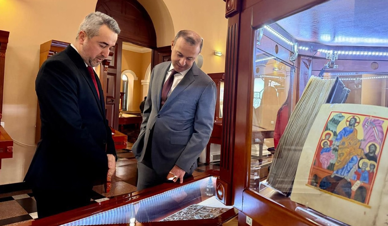 Արմեն Գրիգորյանը այցելել է Մատենադարան