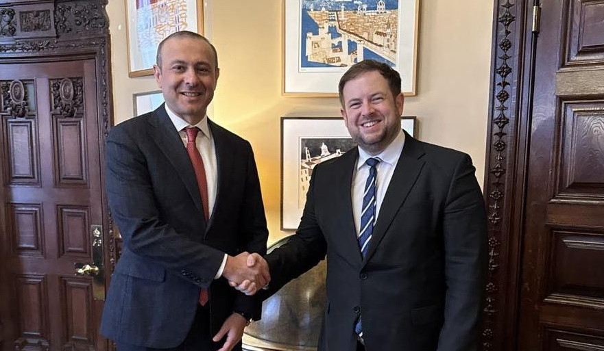 ԱԽ քարտուղարը և ՄԹ պետնախարարը վերահաստատել են ՀՀ-Ադրբեջան հաղորդուղիների բացման կարևորությունը