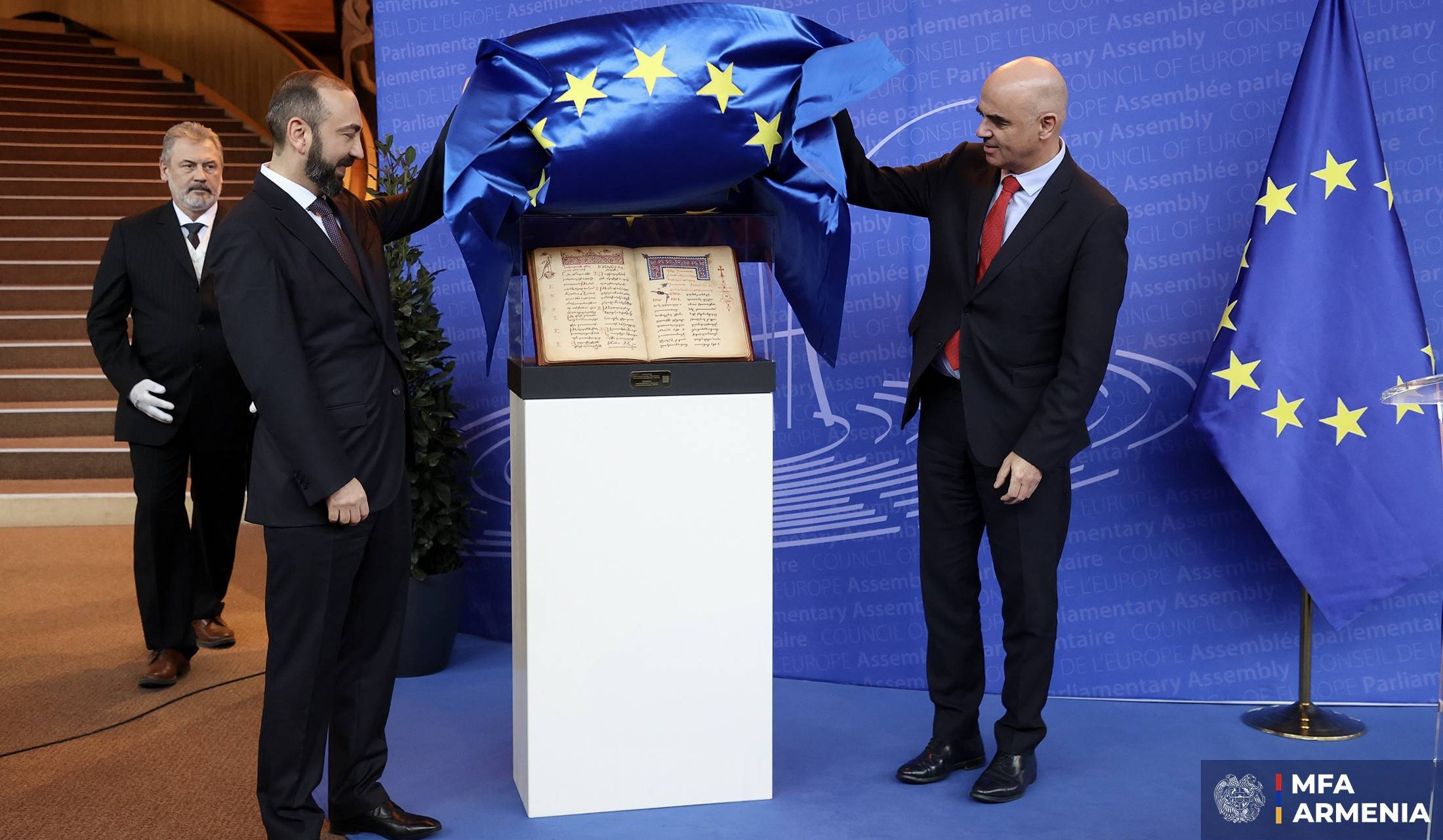 Minister Mirzoyan presented the Secretary General of the Council of Europe Datastanagirk, first Armenian code of law